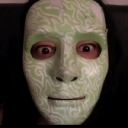 Green_mask